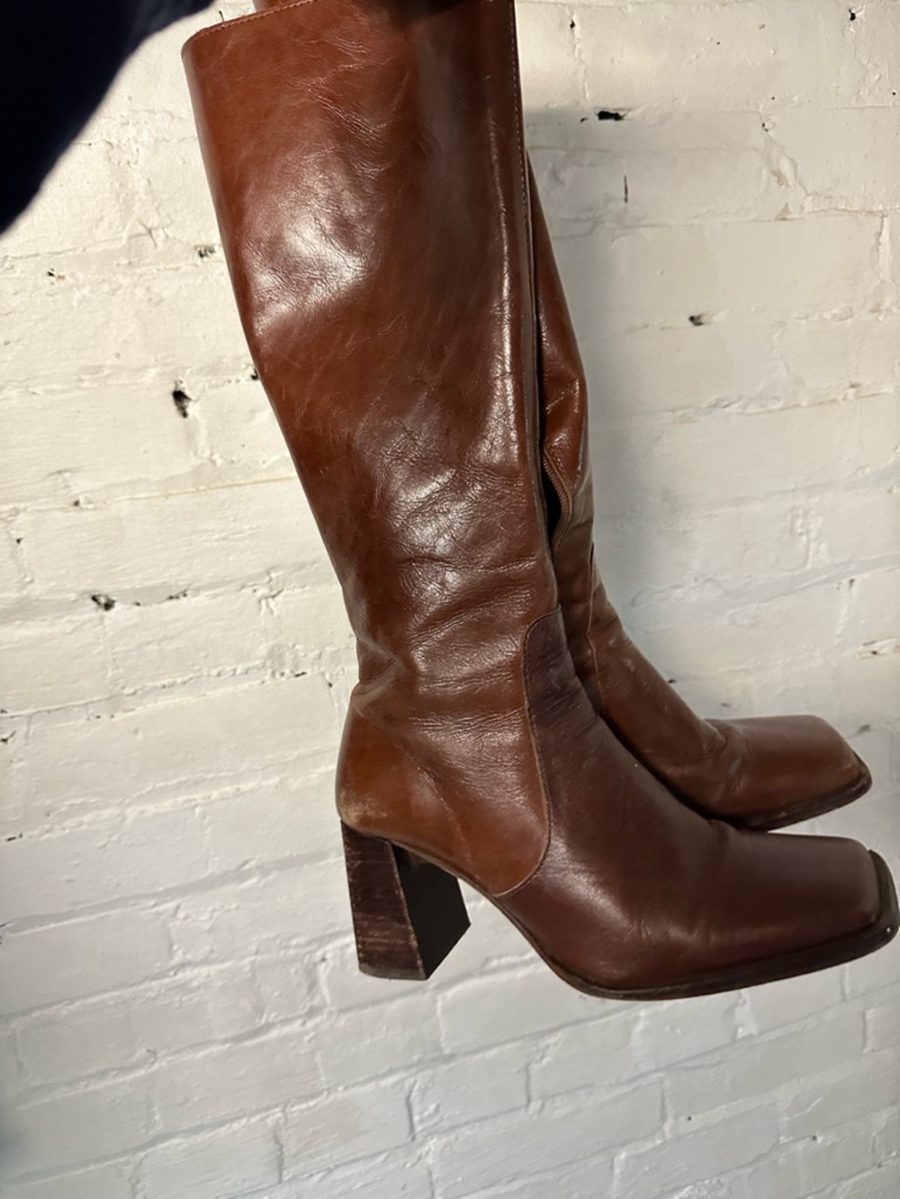 L’intervalle Brown Leather Knee-High Boots - Picture 3 of 3